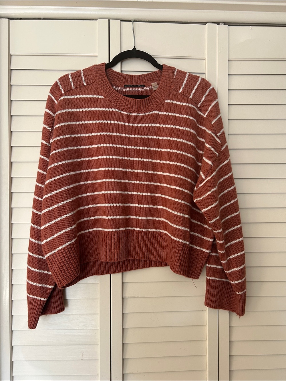 Tahari Rust And White Saddle Stripe Long Sleeve Sweater XL